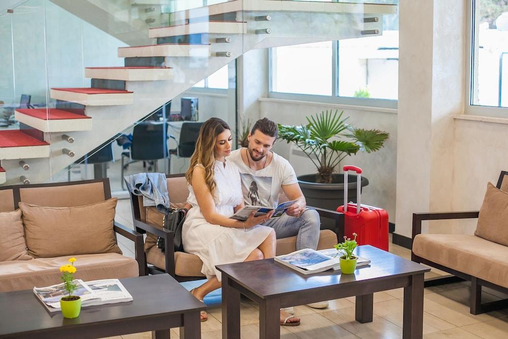 Sato Conference And Spa Hotel سوتوموري المظهر الخارجي الصورة